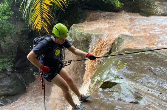 Tar-07 : Rappel Cascada Talliquihui - Descendiendo a la Aventura